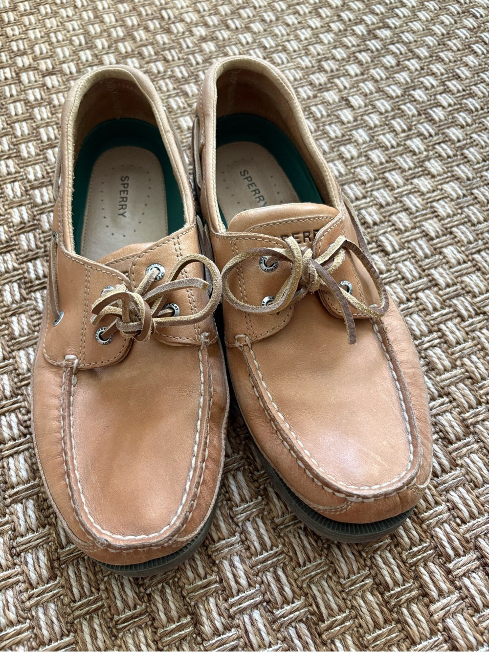 Sperry Classic Tan Leather 2-Eye Boat Shoes